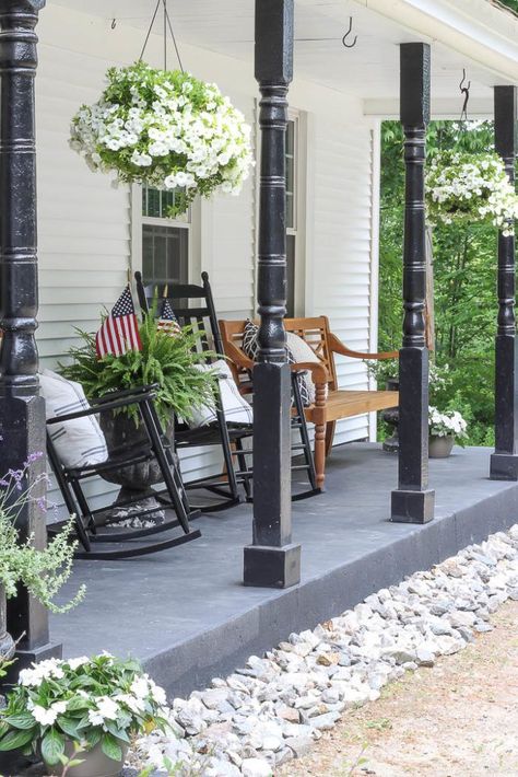 Spring Curb Appeal | Refresh your Front Porch | Gorgeous farmhouse front porch spring decorations including rocking chairs, plants, greenery, and spring decor. #porchdecor #springporch #springdecor #farmhousedecor Farmhouse Porches, Farmers Porch, Pretty Porches, Decorating Rooms, Spring Porch Decor, Porch Columns, Primitive Homes, Farmhouse Front Porches, Summer Porch