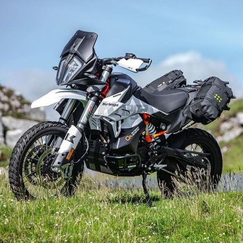 Adventure Bike Motorcycles, Bike Motorcycles, All Terrain Bike, Adventure Trips, Ktm Motorcycles, Ktm Adventure, Off Road Bikes, Motorcycle Luggage, Bike Photoshoot