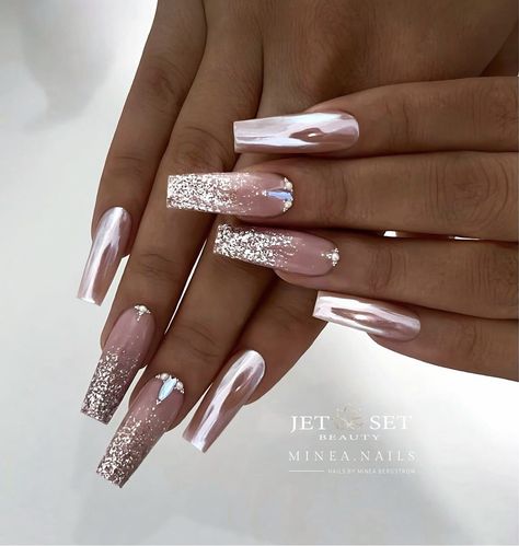 Nails Inspiration Champagne, Milky Base Nails Design, Beige Bling Nails, Chrome Nails Diamonds, Gel X Nails Chrome, Bling Neutral Nails, Glam Nails Designs, Nude Nails Silver Glitter, Spring Pedicure Colors