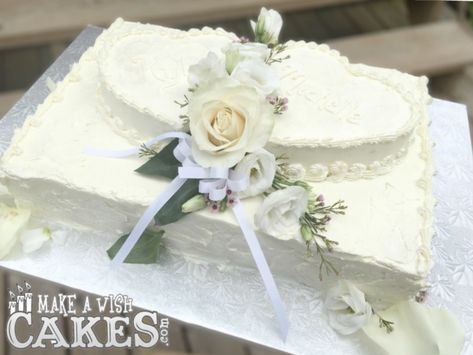 👰Beautiful Gluten-free Wedding Cake! I’m just loving these gorgeous sheet cakes for weddings 💕#weddingcake #glutenfree #bestdayever Gluten Free Wedding Cake, Cakes For Weddings, Sheet Cakes, Engagement Cakes, Cute Tumblr Pictures, Sheet Cake, Free Wedding, Best Day Ever, Make A Wish