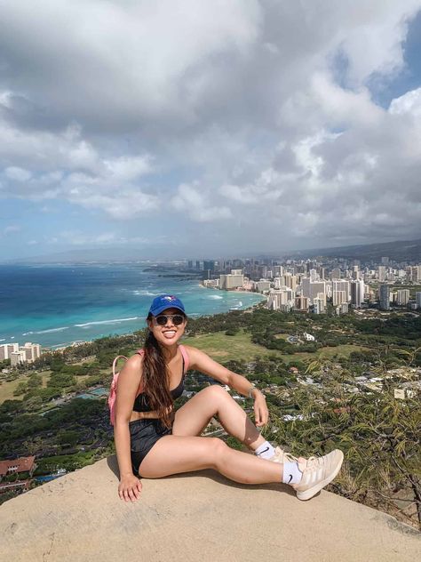 Hawaii Diamond Head, Hiking Photo Ideas, Diamond Head Hawaii, Royal Hawaiian Hotel, Oahu Hikes, Hilton Hawaiian Village, Hiking Photos, Beautiful Hawaii, Most Instagrammable Places