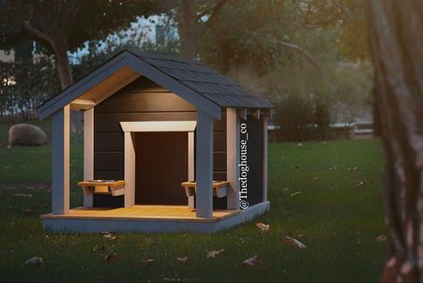 Such a beautiful home! Check out more footage of this home on our instagram @Thedoghouse_co Farmhouse Dog House, Dog Houses Outdoor, Doghouse Ideas, Fancy Dog Houses, Dog Mansion, Dog House With Porch, Big Dog House, Backyard Dog Area, Extra Large Dog House