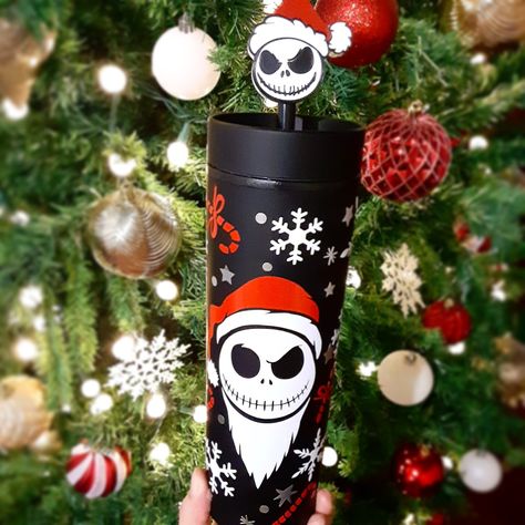 Jack Skellington Christmas, Nightmare Before Christmas Decorations, Tumbler Christmas, Jack Skellington, Nightmare Before, Nightmare Before Christmas, Before Christmas, Straw, Tumbler