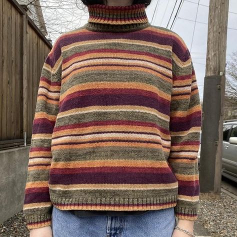 Striped Sweater Outfit, Striped Turtleneck, Fall Fits, Mode Inspo, Hippie Outfits, Outfit Inspo Fall, Knit Outfit, Colourful Outfits, Sweater Pattern