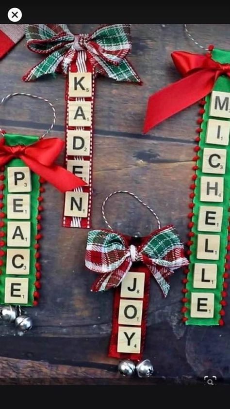 Christmas Ball Ornaments Diy Craft Ideas, Scrabble Ornaments Diy, Scrabble Letter Ornaments, Scrabble Christmas Ornaments, Family Christmas Crafts, Scrabble Christmas, Scrabble Letter Crafts, Christmas Ball Ornaments Diy, Cheap Christmas Crafts