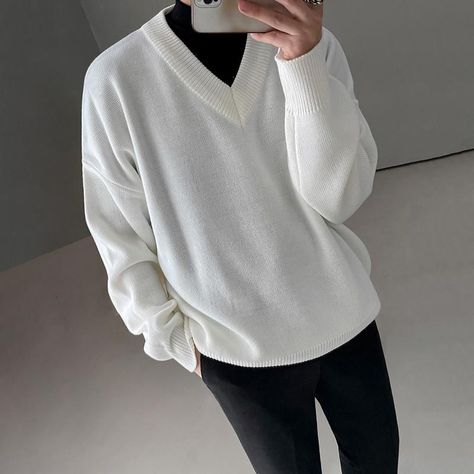 831c2f88a604a07ca94314b56a4921b8desc49812477ri White V Neck Sweater Outfit, White Sweater Outfit Men, Fall Outfit Men, White Sweater Outfit, Trendy Sweater, Lazy Style, 150 Lbs, Trendy Sweaters, 110 Lbs