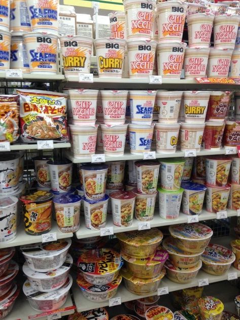 Japanese Konbini Aesthetic, Convenience Store Woman Aesthetic, Japanese 7-11 Food, Ramen Convenience Store, Japanese Convience Store Food, Korean 7/11 Store, 7/11 Store, Japanese 7-11, Korean 7/11