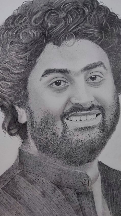 Arijit Singh is a great versatile singer of india, his melodious voice touches every heart 💖 Watch this full drawing video on my youtube channel... please visit and support 🥰 Arijit Singh Pencil Sketch, Arijit Singh Drawing Sketch, Celebrity Portraits Drawing Easy, Arijit Singh Portrait, Arijit Singh Drawing, Arijit Singh Sketch, Bollywood Sketch, Arijit Singh Photos Sketch, Famous Drawings