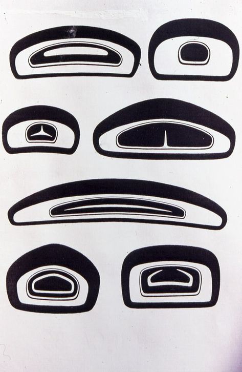 Northwest Coast Style Art | Idyllic Stitches Haida Tattoo, Arte Haida, Aboriginal Art For Kids, Native Artwork, Pacific Northwest Art, First Nations Art, Coast Salish, Haida Art, Inuit Art