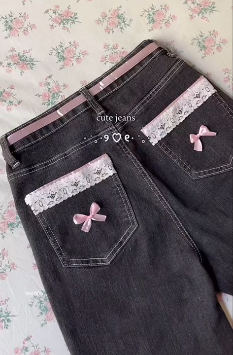 Bows On Jeans, Jeans With Bows, Freetime Activities, Bow Jeans, Easy Diy Clothes, Date Night Outfits, Diy Vetement, Diy Fashion Clothing, Pink Bows