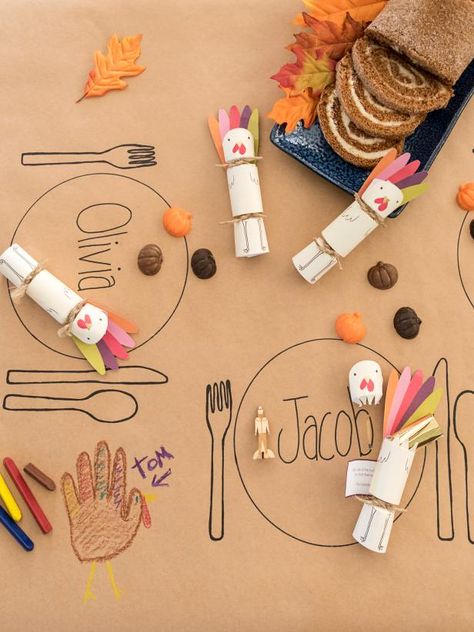 50 Fun-To-Make Thanksgiving Kids' Crafts | HGTV Ideas Para Thanksgiving, Kids Thanksgiving Table, Turkey Place Cards, Thanksgiving Art Projects, Colorful Thanksgiving, Student Party, Easy Diy Thanksgiving, Fun Holiday Treats, Fun Thanksgiving Crafts