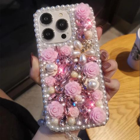 Bling Phone Cases Rhinestones, Bling Phone Cases Diy, Bedazzled Phone Case, Custom Macbook Case, Rose Gold Phone, Decoden Case, Diy Phone Case Design, Crystal Phone Case, Flowers Phone Case