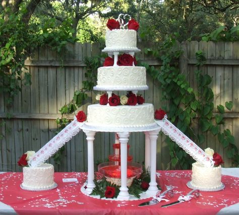 Wedding Cakes with Fountains | Fountain Wedding Cake Wedding Cake Fountain, Wedding Cake With Fountain, Cakes With Fountains, Cake With Fountain, Fountain Wedding, Fountain Wedding Cakes, Red And White Wedding, Cake Elegant, Fountain Cake