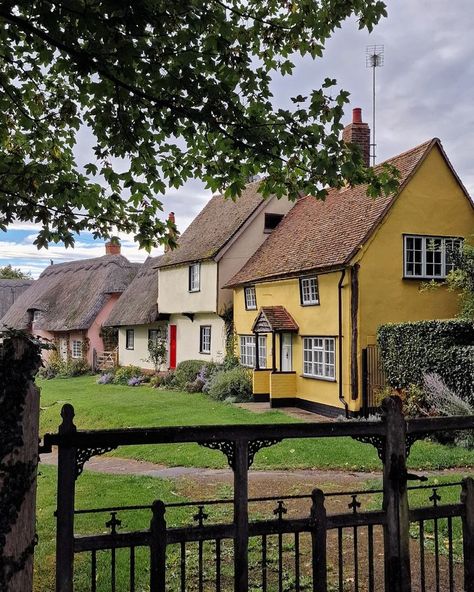 Janet Comer (@janet.comer) • Instagram photos and videos Essex England, England Aesthetic, England Homes, County House, Uk Photography, England And Scotland, Village Life, England Uk, Uk Travel