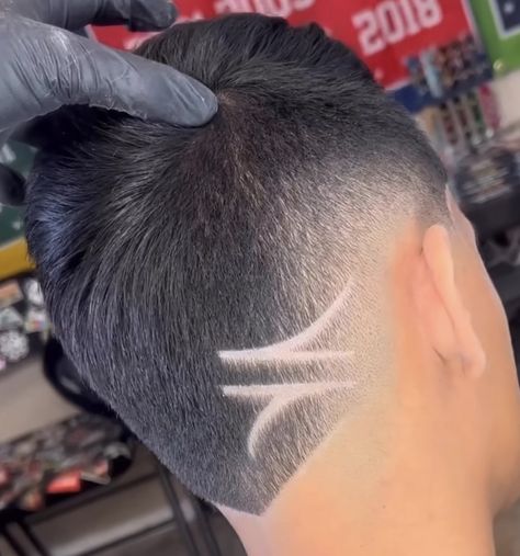 Shaved Hair Designs, Hair Tattoo, Mens Haircuts, Very Short Haircuts, Haircut Designs, Hair Tattoos, Haircuts Short, Corte De Cabelo Masculino, Mens Haircuts Short