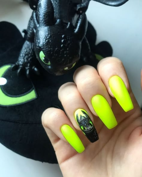 Toothless Nails, Toothless Cosplay, Toothless Tattoo, Disney Acrylic Nails, Trends Nails, Dragon Nails, Fancy Nails Designs, Winter Nails Acrylic, Nail Art Disney