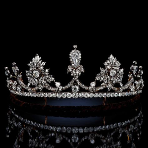 A diamond tiara, 19th century | Sotheby’s Diamond Tiara Aesthetic, Beautiful Headpieces, Diamonds Aesthetic, Real Crown, Tiara Diamond, Strawberry Leaf, Jewelled Headpiece, Crown Aesthetic, Strawberry Leaves