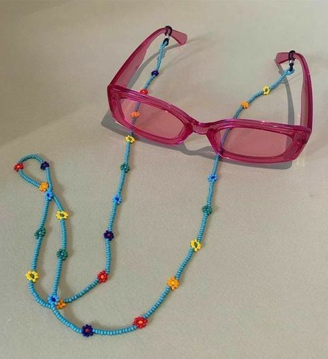 Beads Glasses Chain, Chain For Glasses, Fimo Ring, Pulseras Kandi, Eyewear Chain, Mode Crochet, Beaded Necklace Diy, Dope Jewelry, Instagram Summer