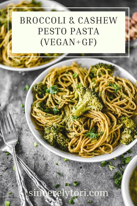 Cashew Pesto Pasta, Pesto Pasta Vegan, Broccoli Cashew, Pasta And Broccoli, Cashew Pesto, Broccoli Pesto, Whole Wheat Spaghetti, Night Recipes, Simple Pasta