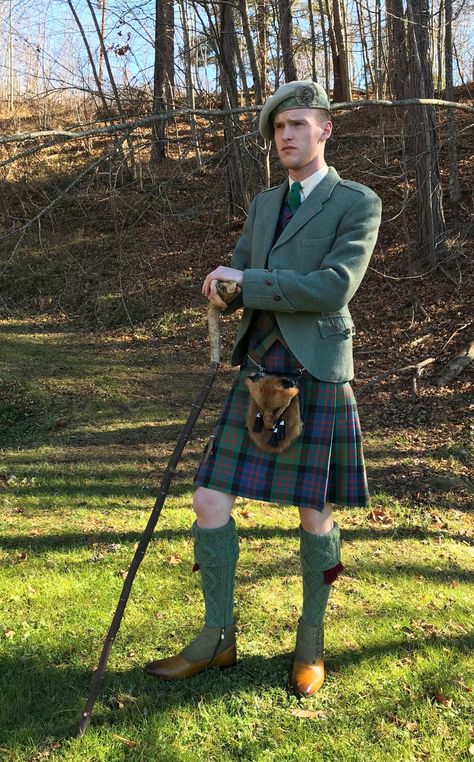 1 Kilt, Multiple Looks: Traditional Civilian Non-Formal Dress Irish Fashion Traditional, Irish Traditional Clothing Male, Irish Kilts Men, Traditional Irish Clothing Men, Scottish Outfits Men, Irish Traditional Clothing, Highland Fashion, Scottish Clothes, Traditional Scottish Clothing