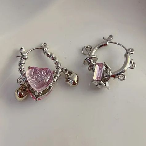 Y2k Jewelry, Y2k Pink, Pink Rhinestones, Rhinestone Earrings, Star Pendant, Cleaning Jewelry, Shape Patterns, Jewelry Care, Types Of Metal