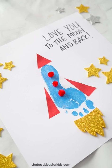 30 DIY Father's Day Gifts from Kids that are Easy to Make! - Joyful Derivatives Footprint Rocket, Kids Fathers Day Crafts, Diy Father's Day Crafts, Easy Mother's Day Crafts, Fathers Day Art, Gifts From Kids, Footprint Crafts, Baby Art Projects, Crafts Origami