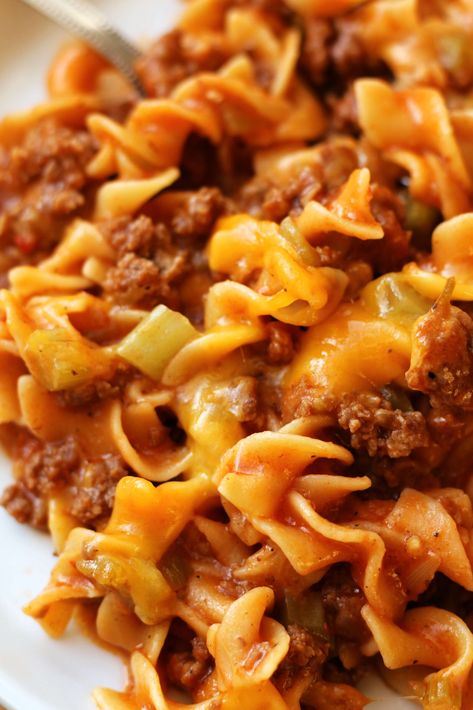 Easy Quick Beef Recipes, Kodiak Casserole, Noodles With Ground Beef, Classic Casseroles, Beef Ideas, Easy Casseroles, Instapot Meals, Flexitarian Recipes, Weeknight Recipes