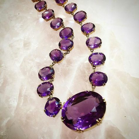 Amethyst Jewelry Necklace, Purple Jewelry, Purple Necklace, Pretty Purple, Amethyst Jewelry, Jewelry Design Necklace, Fabulous Jewelry, Amethyst Necklace, Gems Jewelry