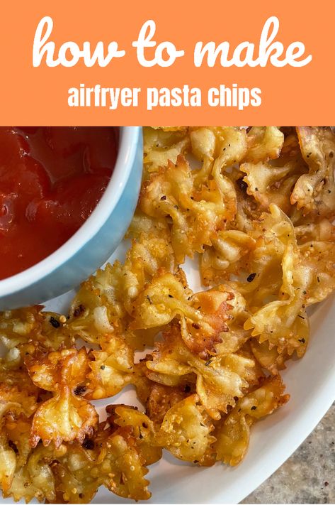 Plate of airfryer pasta chips and marinara dip. Airfryer Pasta, Pasta Chips Air Fryer, Easy Air Fryer Snacks, Snacks Air Fryer, Air Fryer Pasta Chips, Frozen Onion Rings, Chips Air Fryer, Frozen Mozzarella Sticks, Air Fryer Snacks