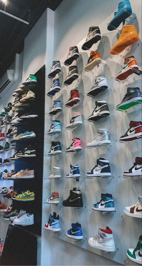 Wall Of Jordans, Basket Jordan Collection, Jordan 1 Shoe Wall, Jordan 1 Collection Display, Jordans Collection Wall, Hot Shoes, Sneaker Shopping, Air Jordan, Nike Shoes