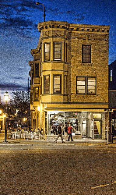 Downtown Waukesha Wisconsin Waukesha Wisconsin, Soda Shop, North Country, Favorite Animals, Milwaukee Wisconsin, Local History, City Streets, Green Bay, Great Places