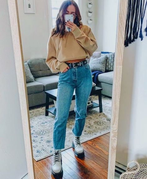 Edited by: AestheticDesigns Pleated Mom Jeans Outfit, Cream Dr Martens Outfit, White Doc Martens Outfit Winter, Outfits With White Doc Martens, White Combat Boots Outfit, White Doc Martens Outfit, Doc Outfits, White Docs, Doc Martens Outfit Fall