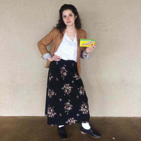 Elaine benes Seinfeld jujyfruit Elaine Benes Halloween Costume, Seinfeld Halloween Costumes, Elaine Benes Costume, Elaine Costume, Elaine Benes Style, Elaine Seinfeld Outfits, Elaine Outfits, Seinfeld Costume, Elaine Benes Outfits