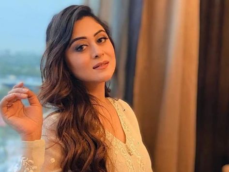 Ayza Khan Pics, Student Of The Year 2, Hafsa Khan Pics, Ayeza Khan Pics, Sarah Khan Pakistani Actress, Laiba Khan Pakistani Actress, Student Of The Year, Sony Tv, Bigg Boss