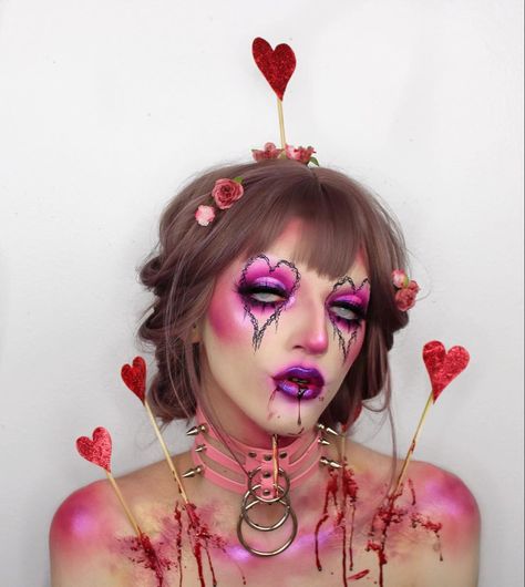 Lilly on Instagram: “💉💔 Bloody Valentine 💔💉 • HEY BABES I’m so excited to post this look it’s literally so pleasing to me haha! The inspo and creativity for…” Beautiful Halloween Makeup, Gore Makeup, Hallowen Ideas, Punk Makeup, Valentines Day Makeup, All Hallows Eve, Events Design, Cool Makeup Looks, Valentines Makeup