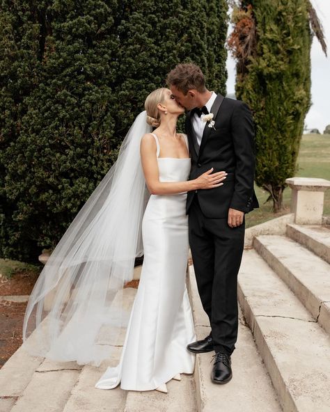 Sapphire Studios (@sapphirestudios___) • Instagram photos and videos Ashleigh Huynh Wedding, Sydney Adams, Plain Wedding Dress, Bride Dress Simple, Reception Gown, Classy Wedding Dress, Dream Wedding Ideas Dresses, Dreamy Wedding, Wedding Shots