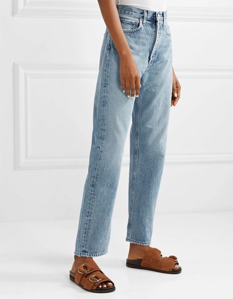 Basic Wardrobe Essentials, Cropped Cargo Pants, 90s Jeans, Denim Trends, Denim Branding, Best Brands, Wardrobe Basics, Light Blue Denim, Light Wash Jeans