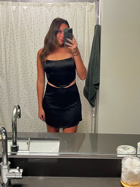 Amazon shopping. Corset top. Silk skirt. All black outfit Black Mini Skirt Outfit, Mini Skirt Outfit, Black Corset Top, Night Out Outfit, Black Corset, Amazon Shopping, Fashion Night, All Black Outfit, Black Mini Skirt