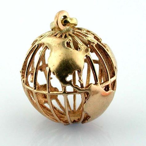 Vintage 14K gold World Globe Map Planet Earth 3D Charm Pendant Earth 3d, World Globe Map, Thick Necklace, Earth Globe, World Globe, Vintage Charm Bracelet, Vintage Jewelry Crafts, Planet Earth, Gold Charm