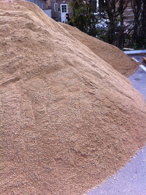 8 tons of #gravel and #Sand from www.Gravelshop.com Water Pictures, Country Roads, Water, Quick Saves