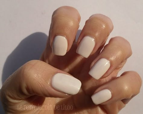 Tan Square Acrylic Nails, Cream Colored Dip Nails, Ivory Color Nails, Bone Nail Color, Creme Gel Nails, Cream Tan Nails, Cream Acrylic Nails Square, Cream Colored Nails Acrylic, Cream Color Acrylic Nails