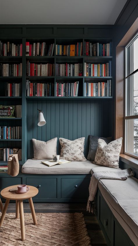 Reading Nook In Bookshelf, Big Bookshelf Living Room, Small Study Library, Study Reading Room, Built In Shelves Reading Nook, Bookshelf With Reading Nook, Pretty Home Library, Cozy Living Room With Bookshelves, Cosy Home Library Ideas