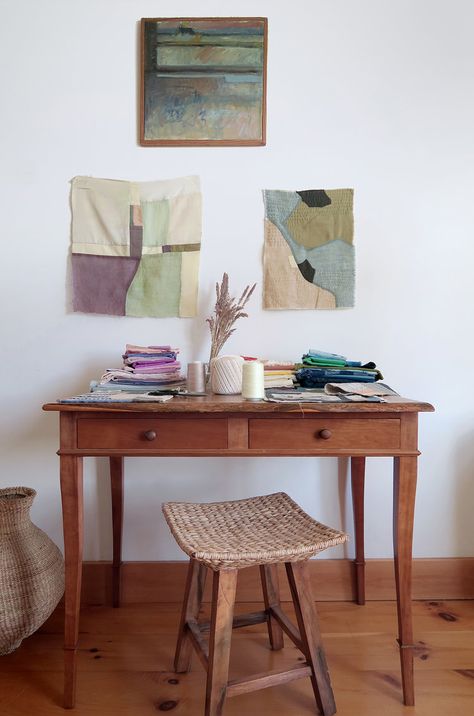 Tapestry Office, Reading My Tea Leaves, Textile Studio, Casa Interior, Studio Inspiration, Modern Quilting, Textile Fiber Art, American Folk Art, Street Design