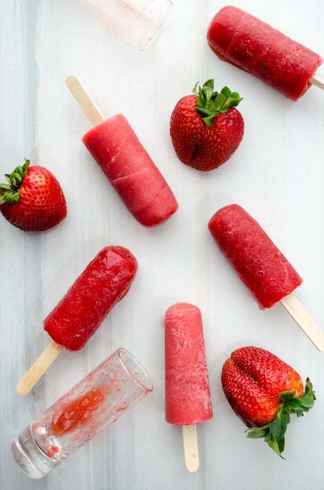 It’s strawberry season here in SoCal and there are plenty of places to go strawberry picking. Every year we make a huge batch of strawberry preserves and popsicles or paletas. (To this day I sometimes call lollipops popsicles, because in Mexico paleta can mean both popsicle and lollipop.) The kids love them and so do we. Strawberry Paletas Recipe, Paletas Recipe, Mexican Paletas, Using Strawberries, Making Strawberry Jam, Recipe Using Honey, Tart Fruit, Low Sugar Jam, Strawberry Oatmeal Bars