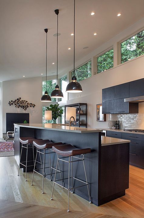 Phenomenal 1950s ranch remodel in Portland Hills by Scott Edwards Architecture 1950s Ranch Remodel, Kitchen With Long Island, Ranch Remodel, Long Kitchen, Kitchen Island With Seating, Island With Seating, Trendy Kitchen, Contemporary Kitchen, Interior Design Kitchen