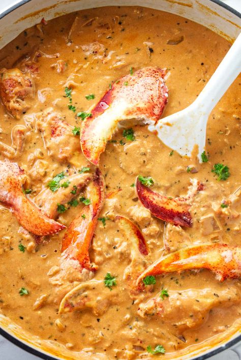 Seafood Pasta Sauce Recipe, Lobster Meals, Lobster Pasta Recipe, Lobster Cream Sauce, Lobster Sauce, Lobster Pasta, Crab Pasta, Tomato Cream Sauce, Creamy Garlic Sauce