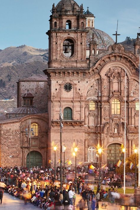 Peru Style, Cusco Aesthetic, Peru Fashion, Peru Architecture, Things To Do In Cusco Peru, Peru City, Peru Photography, Peru Beautiful Places, Peru Tourism