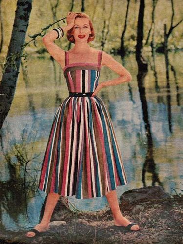 Striped Resort Wear 1956 Mary Blair for Cabana 1956 1950s Fashion Women, Fashion 1950, Magazine Model, Vintage Retro Fashion, 50's Fashion, Honeymoon Style, Mary Blair, Vintage Fashion 1950s, Mid Century Fashion