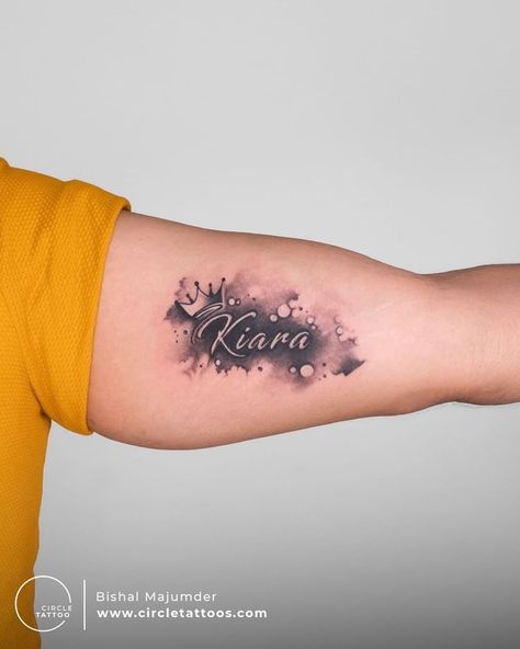 Name Tattoo On Hand, Forearm Cover Up Tattoos, Tatuaje Trash Polka, Tattoo Name Fonts, Name Tattoo Ideas, All Seeing Eye Tattoo, Script Tattoo, Band Tattoo Designs, Armband Tattoo Design