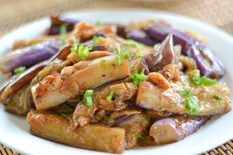 Eggplant Adobo, Filipino Eggplant, Food Filipino, Soy Sauce Garlic, Adobo Recipe, Eggplant Recipes, Oyster Sauce, Mixed Vegetables, Filipino Recipes